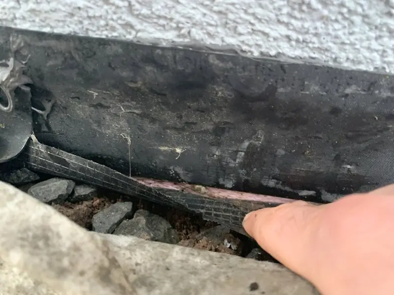 BAU.DE / BAU-Forum: 4. Bild zu Frage "Feuchtigkeit im Sockelbereich: Ursachen, Risiken & L&ouml;sungen f&uuml;r Fertighaus-Au&szlig;enwand?" im BAU-Forum "Fertighaus"