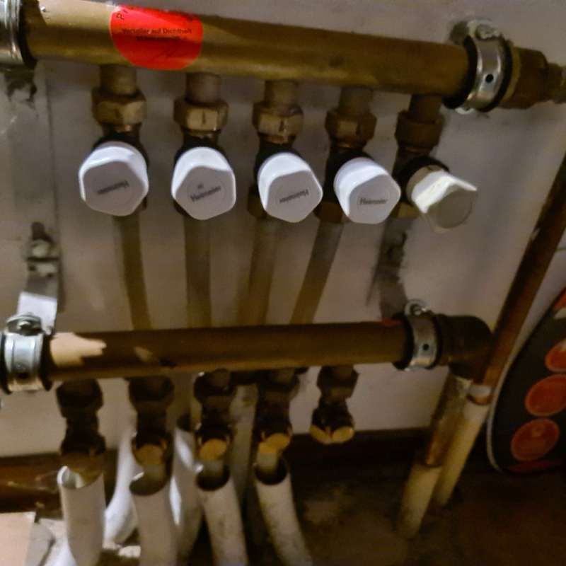 BAU.DE / BAU-Forum: 1. Bild zu Frage "Neue Regelung f&uuml;r Fu&szlig;bodenheizung" im BAU-Forum "Fu&szlig;bodenheizungen / Wandheizungen"