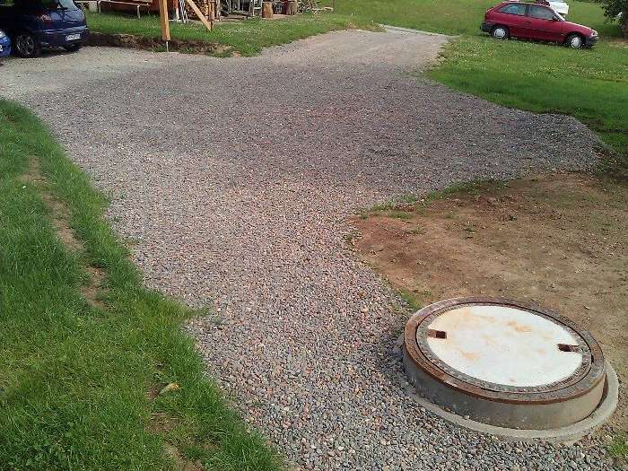 BAU.DE / BAU-Forum: 1. Bild zu Frage "Gewaschener Kies als Pflaster-Untergrund: Risiken, Alternativen & Kosten im &Uuml;berblick?" im BAU-Forum "Rund um den Garten"