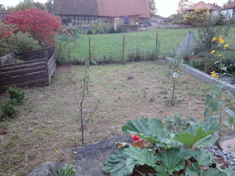 BAU.DE / BAU-Forum: 1. Bild zu Frage "Gartenhaus-Fundament vorbereiten: Boden bearbeiten, Gef&auml;lle ausgleichen & Kosten?" im BAU-Forum "Rund um den Garten"