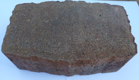 BAU.DE / BAU-Forum: 1. Bild zu Frage "Betonpflasterstein identifizieren: Hersteller & Typ finden f&uuml;r Nachbestellung (150 Stk.)" im BAU-Forum "Rund um den Garten"