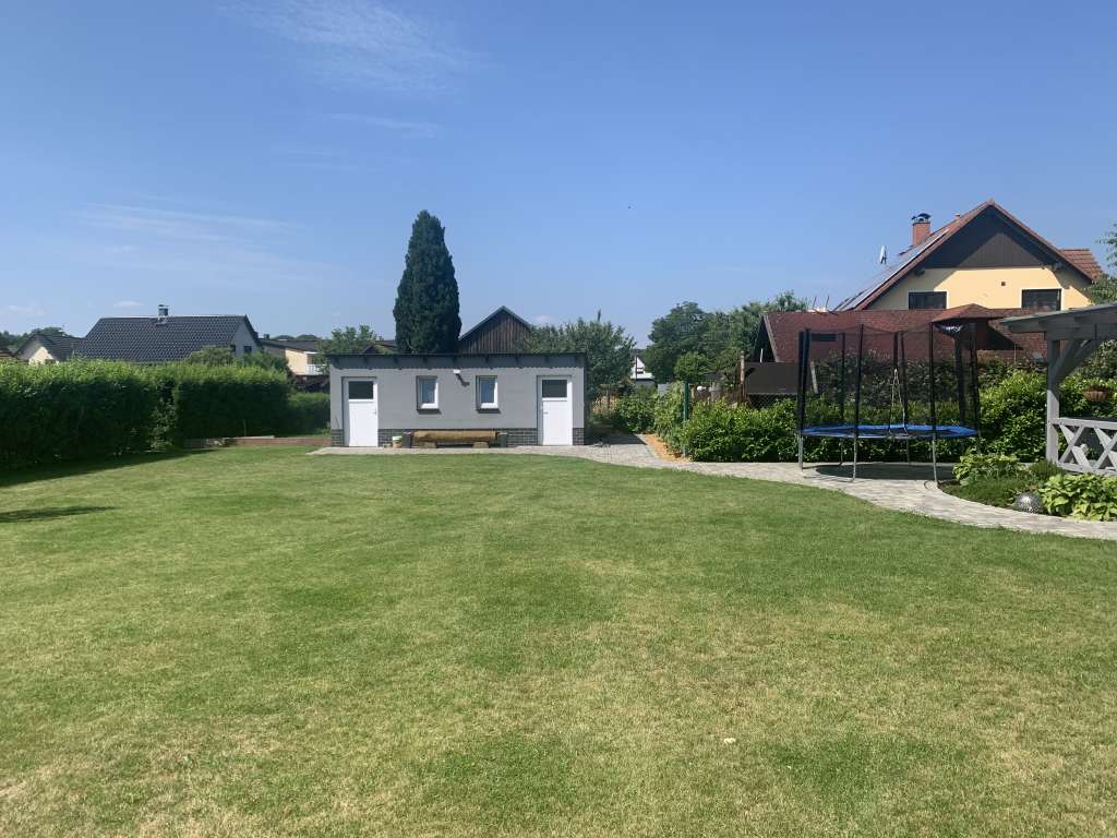 BAU.DE / BAU-Forum: 2. Bild zu Frage "Doppelstabmattenzaun mit Sichtschutz: Windlast berechnen & Alternativen pr&uuml;fen" im BAU-Forum "Rund um den Garten"