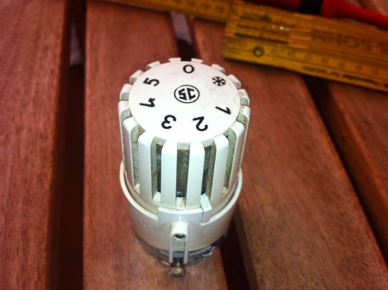 BAU.DE / BAU-Forum: 1. Bild zu Frage "Welchen Thermostat ben&ouml;tige ich?" im BAU-Forum "Heizung / Warmwasser"