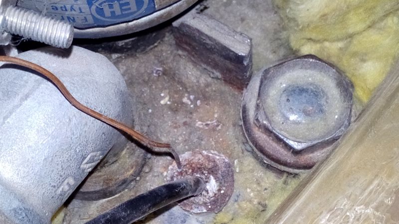 BAU.DE / BAU-Forum: 2. Bild zu Frage "Warmwassersensortausch (Sensor Nr. 5 Viessmann) beim Wasserboiler" im BAU-Forum "Heizung / Warmwasser"