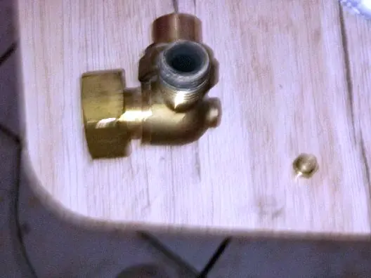 BAU.DE / BAU-Forum: 2. Bild zu Frage "Buderus Logamax GB112" im BAU-Forum "Heizung / Warmwasser"