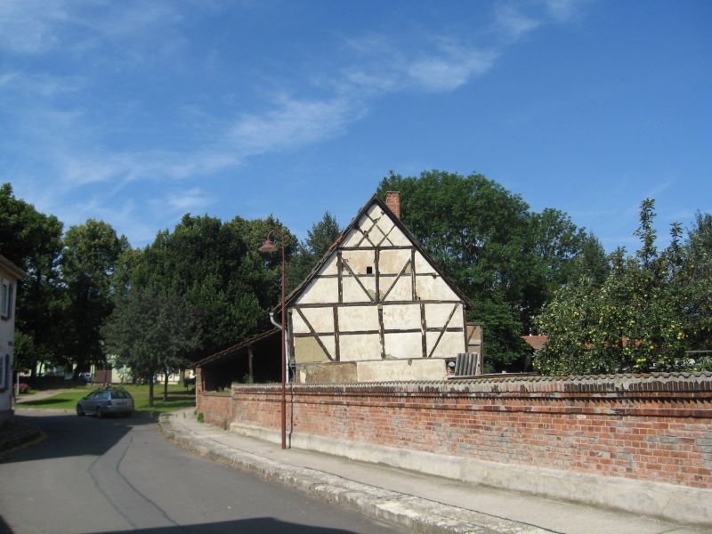BAU.DE / BAU-Forum: 4. Bild zu Frage "Hochwasserschutz Grundst&uuml;ckszufahrt: L&ouml;sungen, Alternativen & Kosten in Th&uuml;ringen?" im BAU-Forum "Hochwasser"