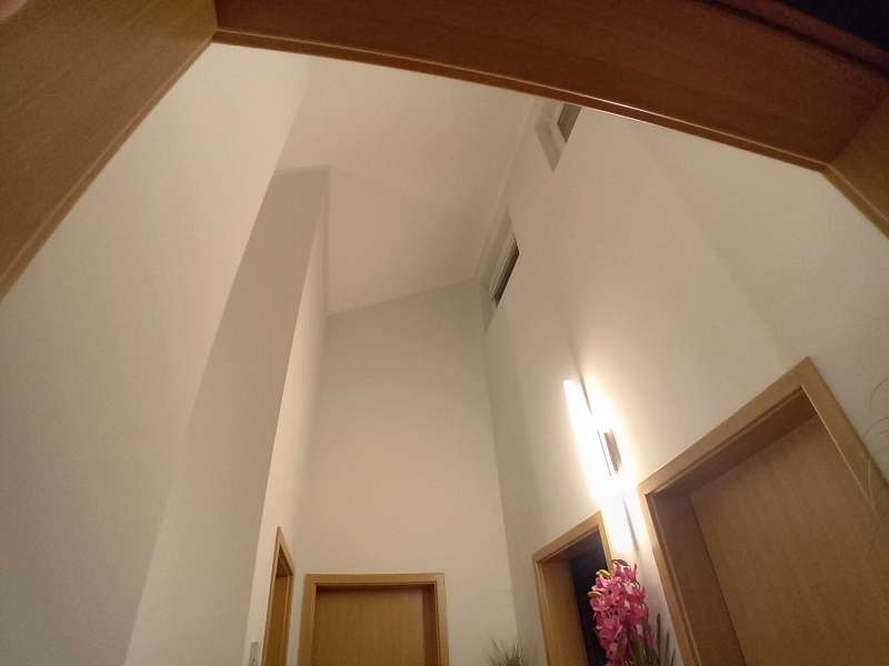 BAU.DE / BAU-Forum: 2. Bild zu Frage "Galerie im Flur/Aufgang bauen: Traglast, Befestigung & Sicherheit f&uuml;r Gasbeton?" im BAU-Forum "Holzbau"