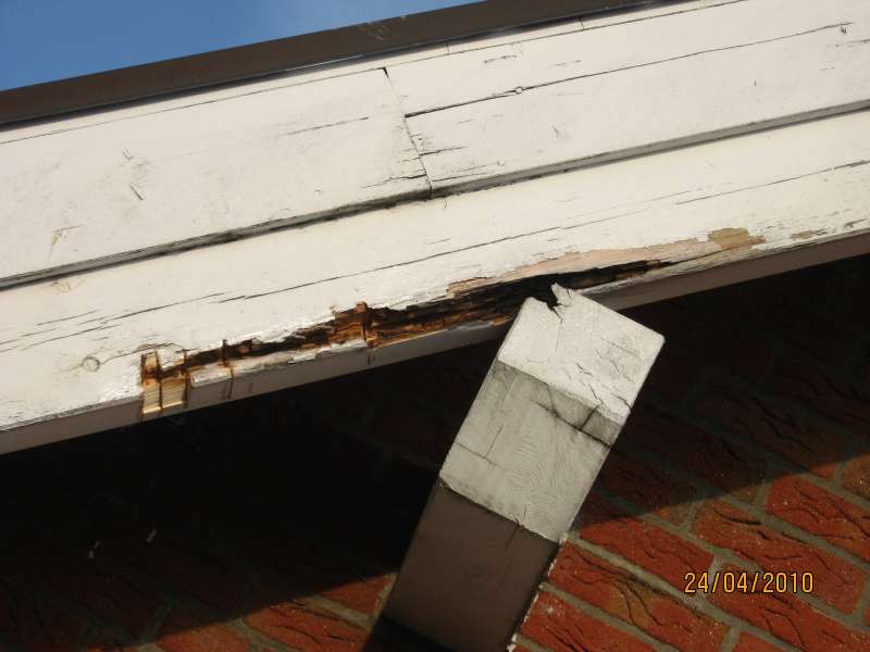 BAU.DE / BAU-Forum: 3. Bild zu Frage "Verfaulte Pfetten & Sparren: Ursachen, Sanierung & Kosten bei 12 Jahre altem Haus?" im BAU-Forum "Holzschutz, Holzschäden, Holzsanierung" BAU.DE / BAU-Forum: 3. Bild zu Frage "Verfaulte Pfetten & Sparren: Ursachen, Sanierung & Kosten bei 12 Jahre altem Haus?" im BAU-Forum "Holzschutz, Holzschäden, Holzsanierung"