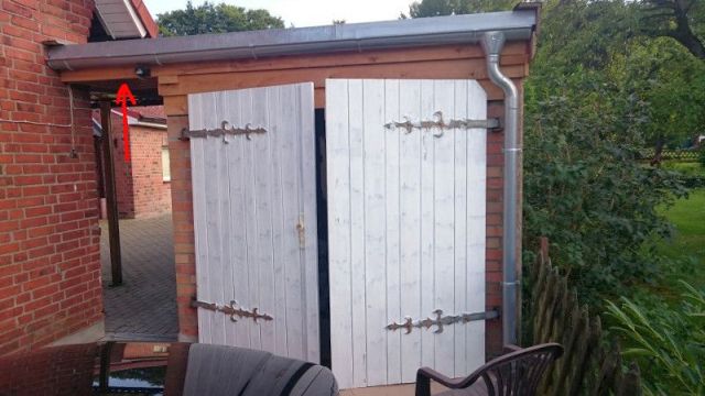 BAU.DE / BAU-Forum: 1. Bild zu Frage "Ver&auml;nderungen Holzschalung" im BAU-Forum "Holzschutz, Holzsch&auml;den, Holzsanierung"