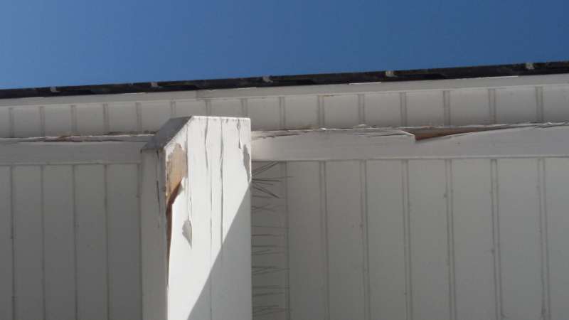 BAU.DE / BAU-Forum: 2. Bild zu Frage "Risse im Geb&auml;lk" im BAU-Forum "Holzschutz, Holzsch&auml;den, Holzsanierung"