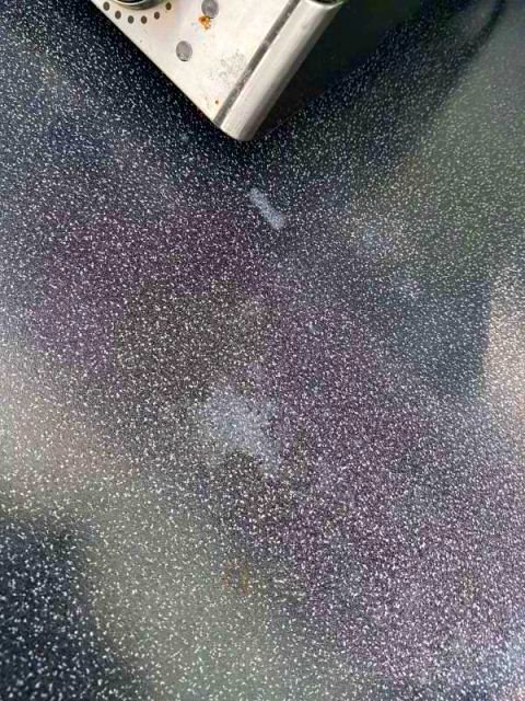 BAU.DE / BAU-Forum: 3. Bild zu Frage "S&auml;ureschaden auf Arbeitsplatte in der K&uuml;che" im BAU-Forum "Holzschutz, Holzsch&auml;den, Holzsanierung"