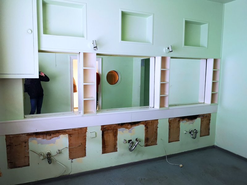 BAU.DE / BAU-Forum: 1. Bild zu Antwort "Risiko Hausschwamm" auf die Frage "Hausschwamm erkennen: Risiken, Sanierungskosten & Gutachter f&uuml;r Altbau?" im BAU-Forum "Holzschutz, Holzsch&auml;den, Holzsanierung"