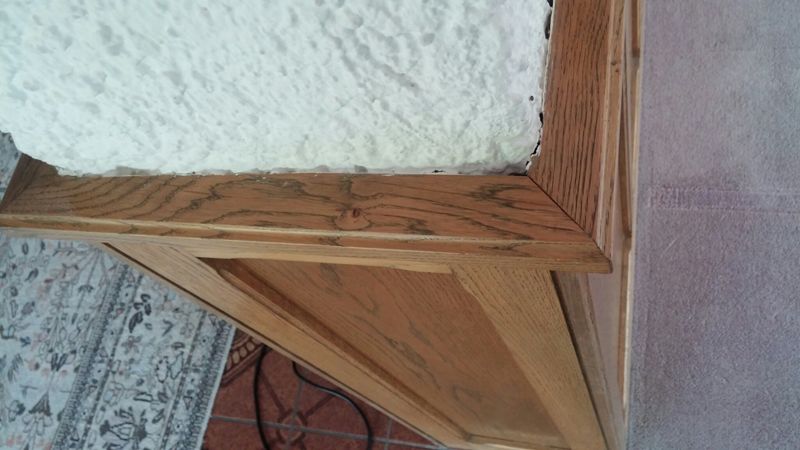 BAU.DE / BAU-Forum: 3. Bild zu Frage "Wand neu verputzen trotz Rustikalputz und Wandpanelen" im BAU-Forum "Innenw&auml;nde"