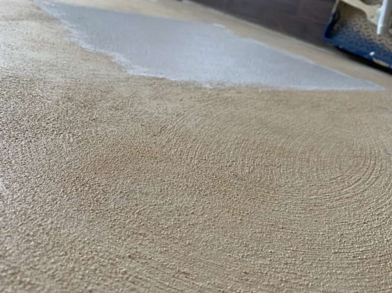 BAU.DE / BAU-Forum: 1. Bild zu Frage "Strukturputz entfernen" im BAU-Forum "Innenw&auml;nde"