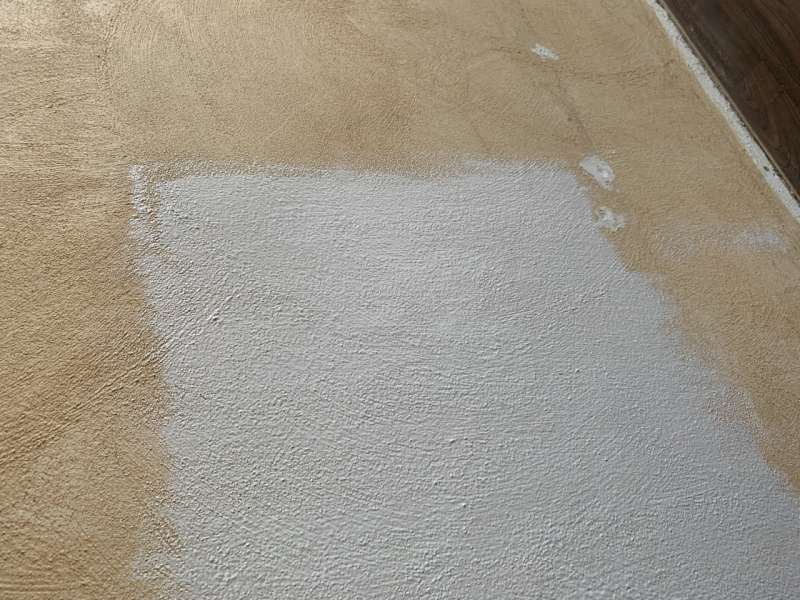 BAU.DE / BAU-Forum: 2. Bild zu Frage "Strukturputz entfernen" im BAU-Forum "Innenw&auml;nde"