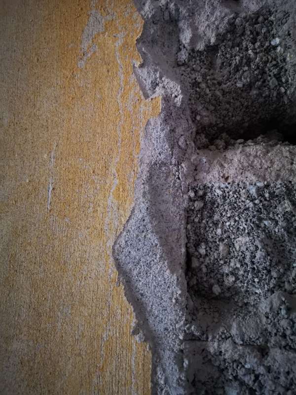 BAU.DE / BAU-Forum: 1. Bild zu Frage "Innenputz &nbsp;-&nbsp; Aufbereitung alter Putz" im BAU-Forum "Innenw&auml;nde"