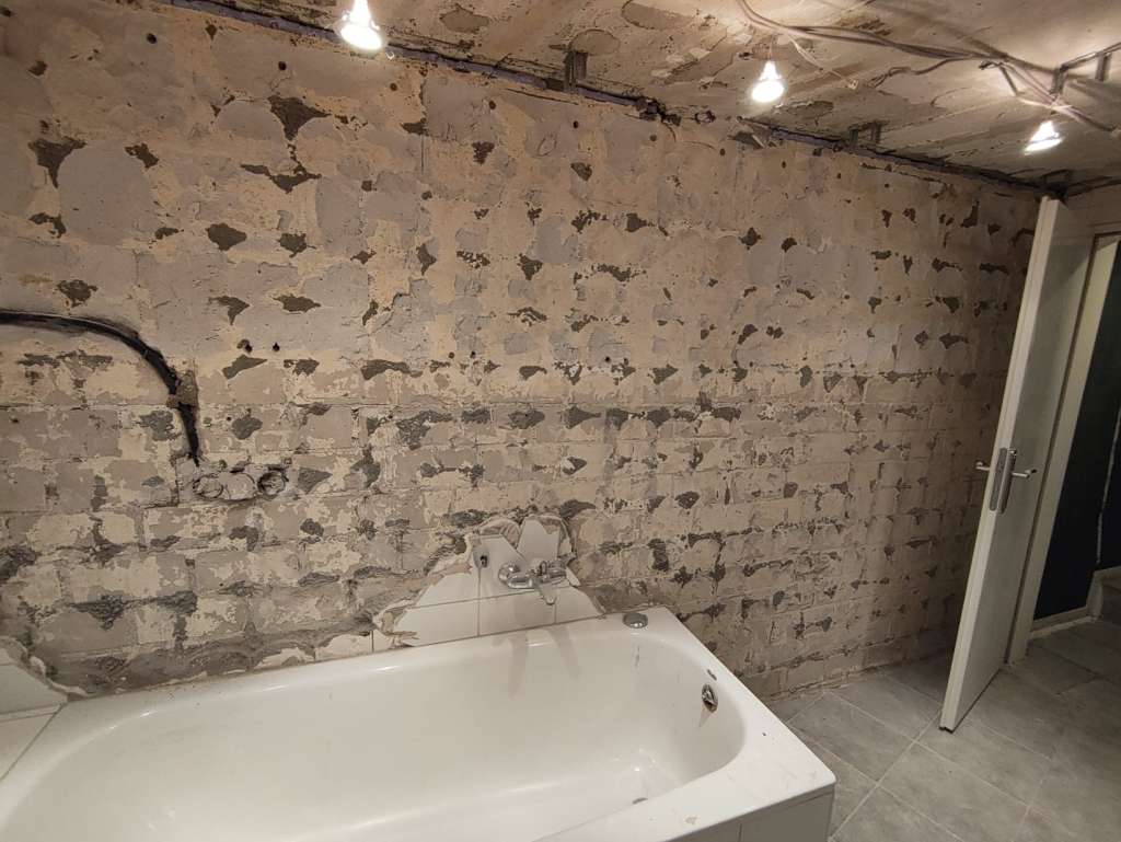 BAU-Forumsbeitrag: Verschiedene Untergründe verputzen - Kalksandstein, Bimsstein und Ytong richtig grundieren