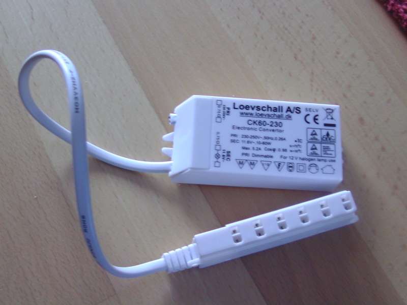 BAU.DE / BAU-Forum: 2. Bild zu Frage "Steckdose & 2 Lampen an 3-adrige Leitung im Bad anschlie&szlig;en? Anleitung & Gefahren" im BAU-Forum "Installation: Elektro, Gas, Wasser, Fernw&auml;rme etc."