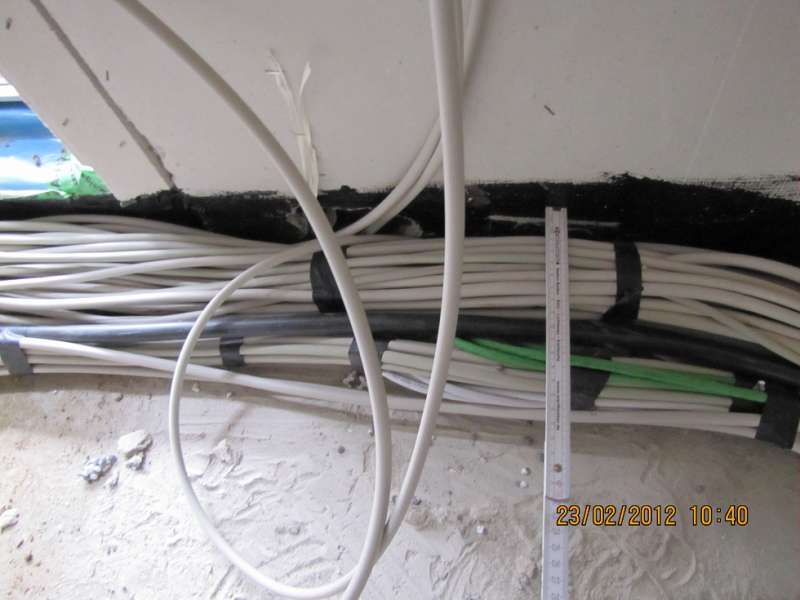 BAU.DE / BAU-Forum: 1. Bild zu Frage "Elektrokabel verlegen im Fertighaus: Installationszonen, DIN 18015, Kabelb&uuml;ndel erlaubt?" im BAU-Forum "Installation: Elektro, Gas, Wasser, Fernw&auml;rme etc."