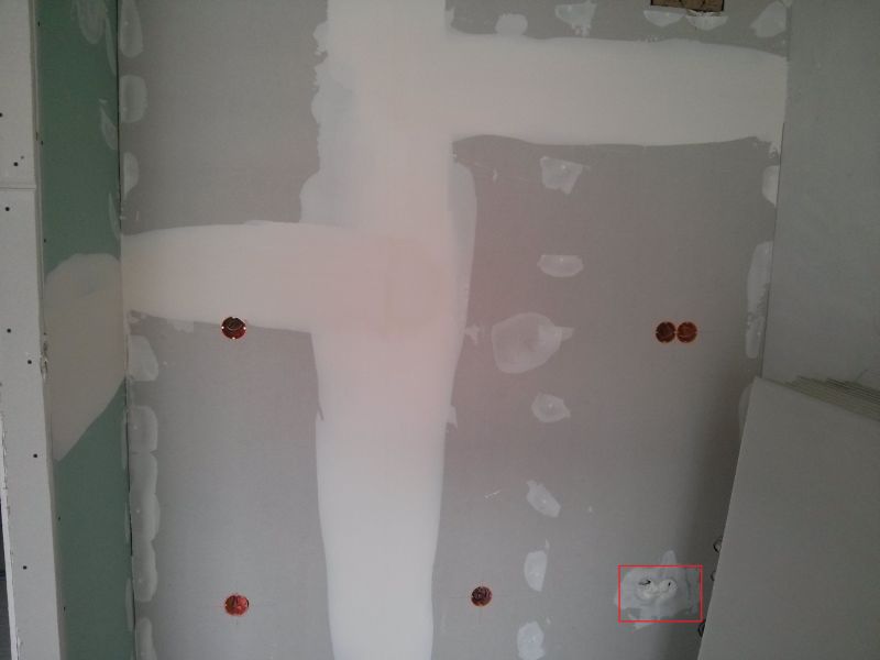 BAU.DE / BAU-Forum: 1. Bild zu Frage "Steckdosenl&ouml;cher in Rigipswand: Ursachen, Risiken & Korrektur im Neubau?" im BAU-Forum "Installation: Elektro, Gas, Wasser, Fernw&auml;rme etc."