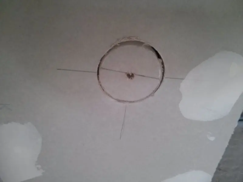 BAU.DE / BAU-Forum: 5. Bild zu Frage "Steckdosenl&ouml;cher in Rigipswand: Ursachen, Risiken & Korrektur im Neubau?" im BAU-Forum "Installation: Elektro, Gas, Wasser, Fernw&auml;rme etc."