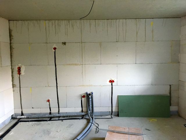 BAU.DE / BAU-Forum: 1. Bild zu Frage "Abwasserinstallation pr&uuml;fen: Stand der Technik, L&auml;nge, Zul&auml;ufe & korrekter Einbau?" im BAU-Forum "Installation: Elektro, Gas, Wasser, Fernw&auml;rme etc."