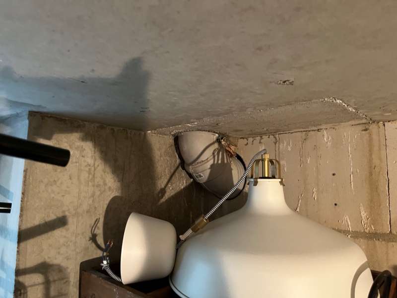 BAU.DE / BAU-Forum: 2. Bild zu Frage "Sind R&uuml;ckstauklappen erlaubt und/oder erforderlich?" im BAU-Forum "Installation: Elektro, Gas, Wasser, Fernw&auml;rme etc."