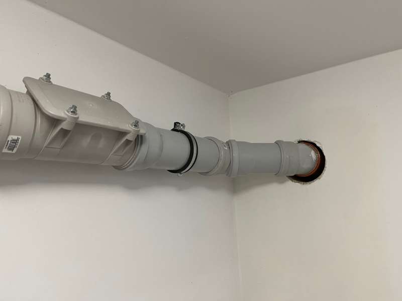 BAU.DE / BAU-Forum: 3. Bild zu Frage "Sind R&uuml;ckstauklappen erlaubt und/oder erforderlich?" im BAU-Forum "Installation: Elektro, Gas, Wasser, Fernw&auml;rme etc."