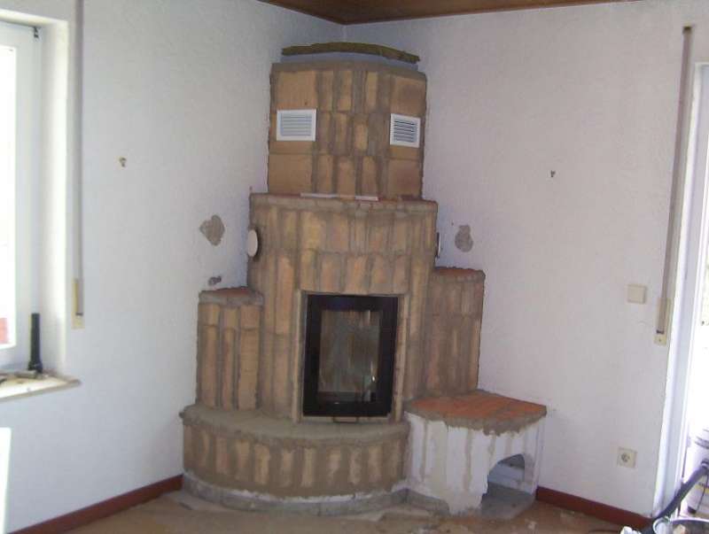 BAU.DE / BAU-Forum: 1. Bild zu Antwort "Grundofen: Gasbeton, Schamotte & Deckenhohe Konstruktionen" auf die Frage "Grundofen, Speicherofen, Speicherkamin: Unterschiede, Kosten & Planung &ndash; Was ist wichtig?" im BAU-Forum "Kamin und Kachelofen"