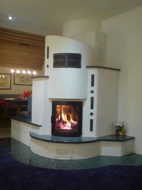 BAU.DE / BAU-Forum: 4. Bild zu Antwort "🔴 Risiko: Gasbeton als D&auml;mmstoff f&uuml;r Kamineinsatz ungeeignet!" auf die Frage "Kamineinsatz selbst ummauern: Gasbeton, Brandschutz & Wartungszugang &ndash; Was beachten?" im BAU-Forum "Kamin und Kachelofen"