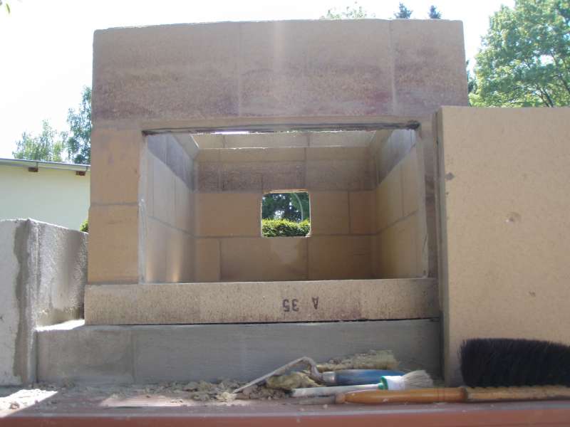 BAU.DE / BAU-Forum: 3. Bild zu Antwort "Brennholzmenge: Tipps zum Backhausbau &ndash; D&auml;mmung & Bodenneigung" auf die Frage "Holzbackofen Bau: Buchenholzmenge zum Aufheizen &ndash; Berechnung & Tipps?" im BAU-Forum "Kamin und Kachelofen"