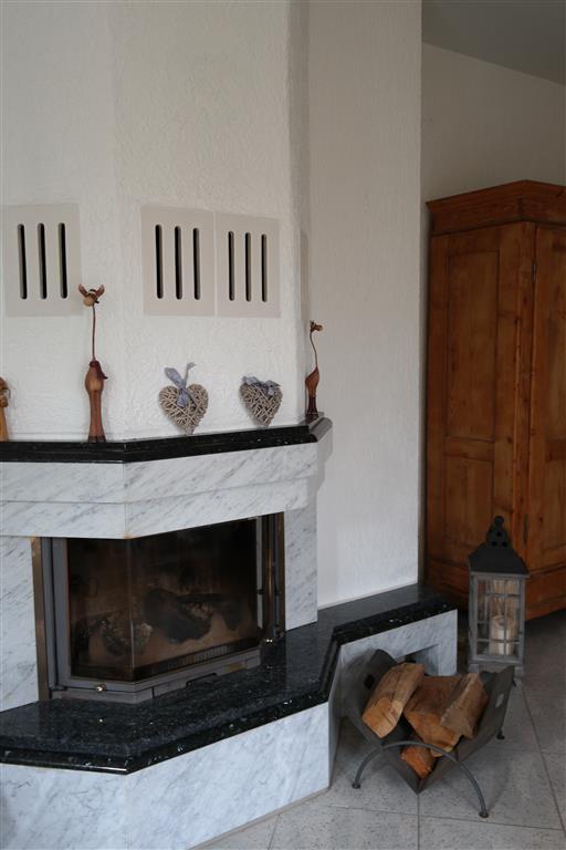 BAU.DE / BAU-Forum: 1. Bild zu Frage "Offenen Kamin "modernes" Outfit verleihen" im BAU-Forum "Kamin und Kachelofen"