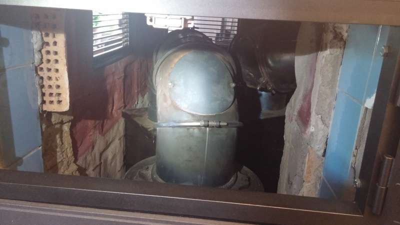 BAU.DE / BAU-Forum: 4. Bild zu Frage "Kachelofeneinsatz Holzverbrauch senken: Optimierung, Kosten & Effizienz-Tipps?" im BAU-Forum "Kamin und Kachelofen"