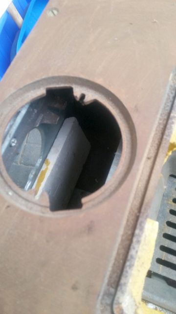 BAU.DE / BAU-Forum: 3. Bild zu Frage "Suche Abgasrohrstutzen, Verschluss und Griff f&uuml;r Glutos Beistellherd HKB 40.60.13 sowie Betriebsanleitung" im BAU-Forum "Kamin und Kachelofen"