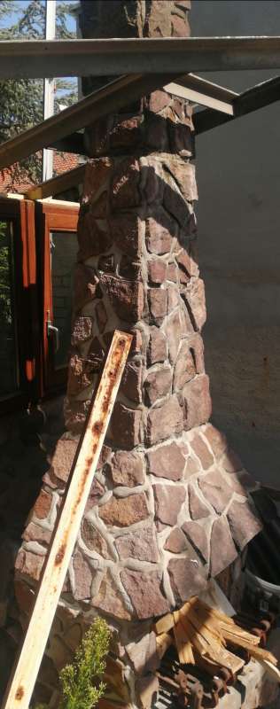 BAU.DE / BAU-Forum: 2. Bild zu Frage "Umsetzung eines gemauerten Kamins: Suche nach Alternativen zum kompletten Auseinanderbauen" im BAU-Forum "Kamin und Kachelofen"