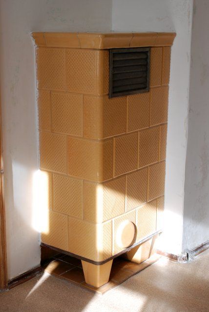 BAU.DE / BAU-Forum: 2. Bild zu Frage "Kachelofen neu verfugen und reinigen: Tipps und Materialien f&uuml;r die Renovierung" im BAU-Forum "Kamin und Kachelofen"