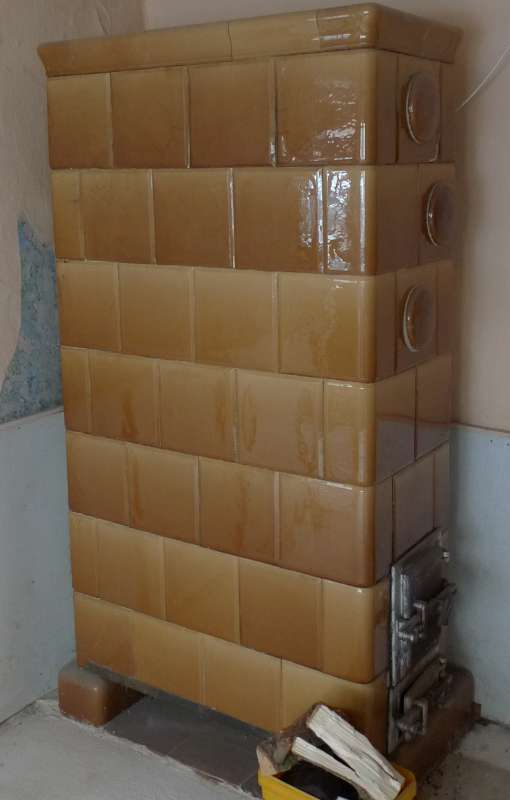 BAU.DE / BAU-Forum: 1. Bild zu Frage "Kachelofen umsetzen: Tipps zur Demontage und Wiederaufbau und Filterauflagen" im BAU-Forum "Kamin und Kachelofen"