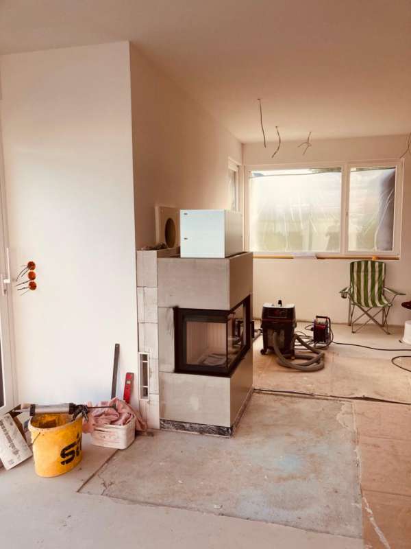 BAU.DE / BAU-Forum: 1. Bild zu Antwort "Zusatzfrage: wer ist zust&auml;ndig?" auf die Frage "Kamin verputzen: Haarrisse vermeiden &ndash; Brandschutzwand, Trockenbau & Putz-Techniken" im BAU-Forum "Kamin und Kachelofen"