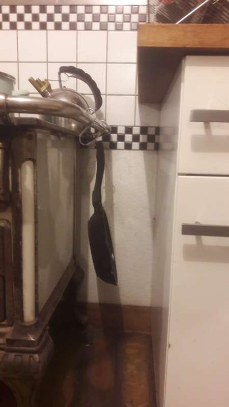 BAU.DE / BAU-Forum: 3. Bild zu Frage "Speckstein in K&uuml;chenhexe: Risiken, Nutzen, Montage & Auswirkungen auf Raumklima?" im BAU-Forum "Kamin und Kachelofen"