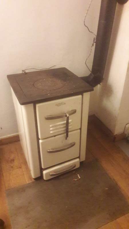 BAU.DE / BAU-Forum: 4. Bild zu Frage "Speckstein in K&uuml;chenhexe: Risiken, Nutzen, Montage & Auswirkungen auf Raumklima?" im BAU-Forum "Kamin und Kachelofen"