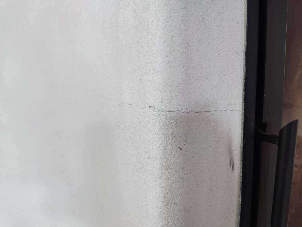 BAU.DE / BAU-Forum: 2. Bild zu Frage "Grundofen Querriss: Ursachen, Reparatur & Statik-Risiko bei Ambio &Ouml;fen?" im BAU-Forum "Kamin und Kachelofen"