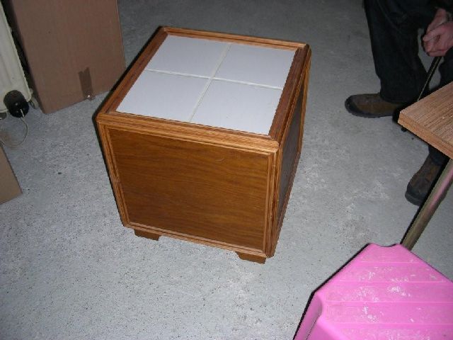 BAU.DE / BAU-Forum: 1. Bild zu Frage "Elektroosmosegerät im Keller: Hersteller unbekannt? Funktion, Risiken & Alternativen" im BAU-Forum "Keller" BAU.DE / BAU-Forum: 1. Bild zu Frage "Elektroosmosegerät im Keller: Hersteller unbekannt? Funktion, Risiken & Alternativen" im BAU-Forum "Keller"