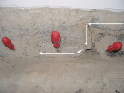 BAU.DE / BAU-Forum: 1. Bild zu Antwort "Horizontalsperre: Erg&auml;nzende Hinweise zur Ausf&uuml;hrung" auf die Frage "Abdichtung nach DIN 18195-9: Ausf&uuml;hrungsfehler erkennen, vermeiden & Sanierungskosten?" im BAU-Forum "Keller"