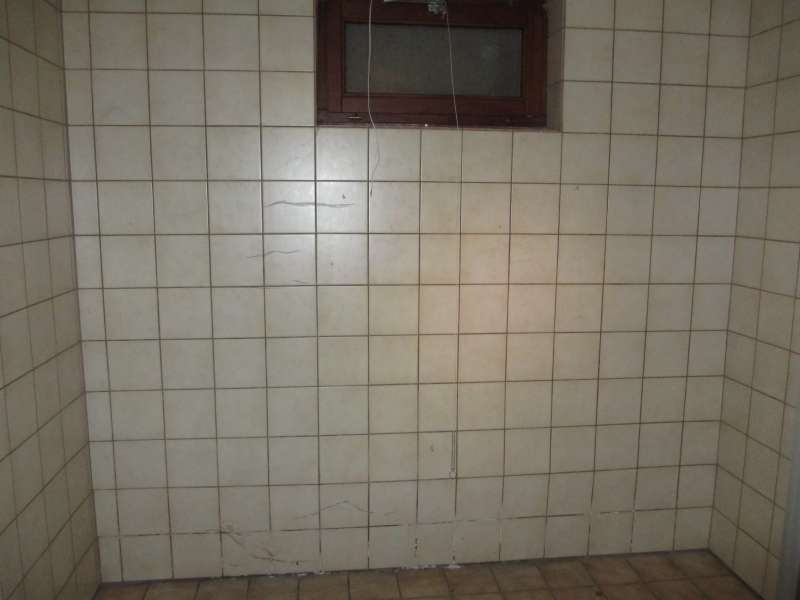 BAU.DE / BAU-Forum: 1. Bild zu Frage "Schaden im Saunaraum: Ursachen, Sofortma&szlig;nahmen & Sanierungskosten?" im BAU-Forum "Keller"