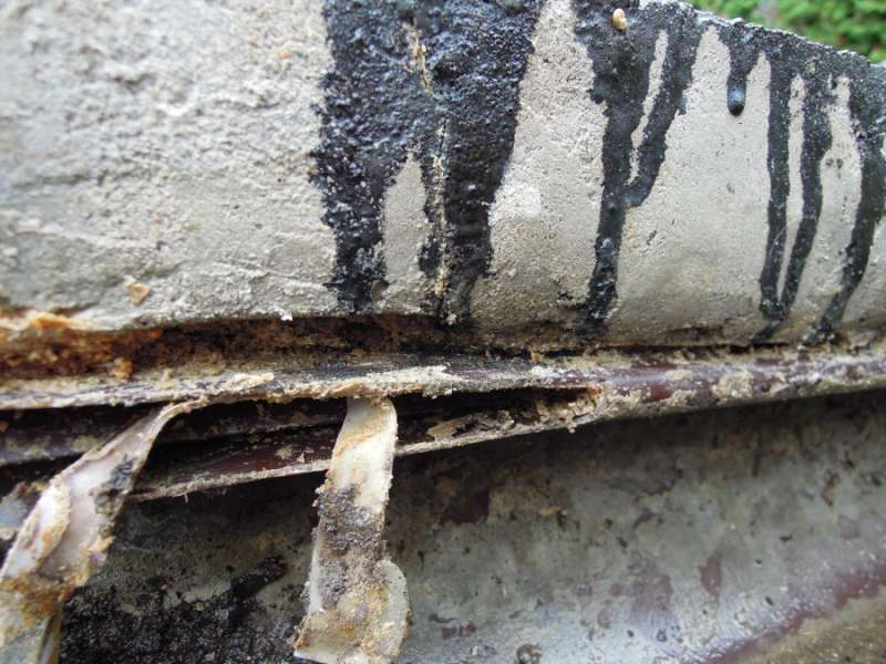 BAU.DE / BAU-Forum: 2. Bild zu Frage "Terrassenwasser dringt in Keller ein: Ursachen, Lösungen & Kosten für Abdichtung?" im BAU-Forum "Keller" BAU.DE / BAU-Forum: 2. Bild zu Frage "Terrassenwasser dringt in Keller ein: Ursachen, Lösungen & Kosten für Abdichtung?" im BAU-Forum "Keller"