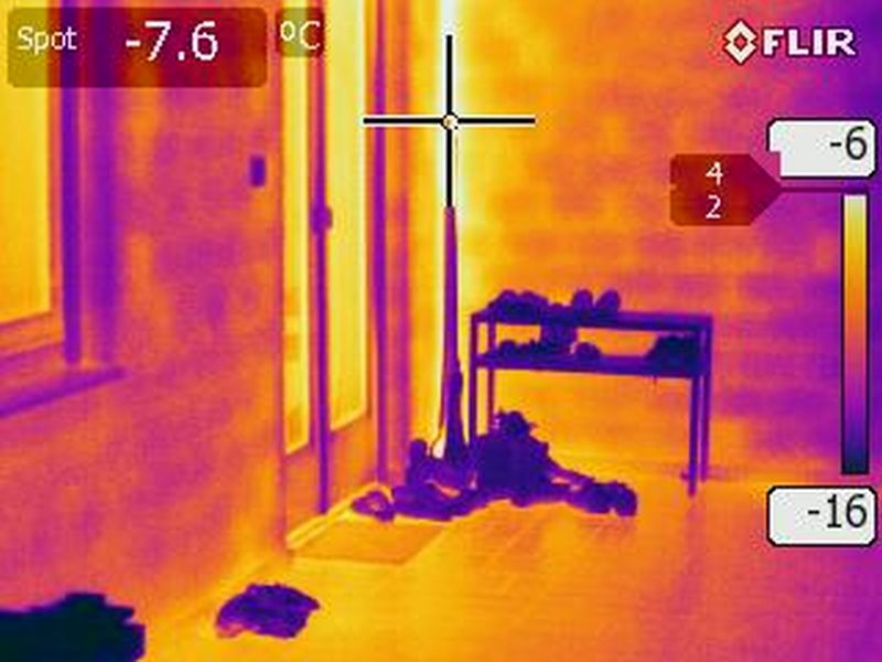 BAU.DE / BAU-Forum: 2. Bild zu Frage "Kelleranbau Terrasse: Abdichtung, Fundament & Risiken bei Altbau (70er)" im BAU-Forum "Keller"