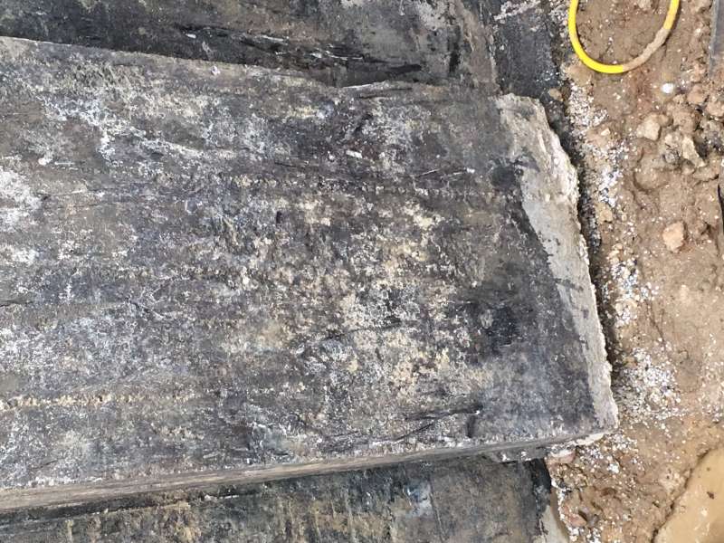 BAU.DE / BAU-Forum: 2. Bild zu Antwort "Hohlkehle Sanierung: Fotos zur Schadensanalyse" auf die Frage "Fehlende Hohlkehle ausgleichen: Methoden, Materialien & Kosten im &Uuml;berblick" im BAU-Forum "Keller"