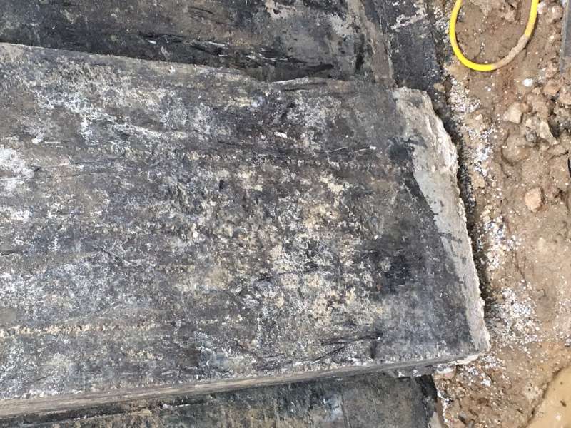 BAU.DE / BAU-Forum: 3. Bild zu Antwort "Hohlkehle Sanierung: Fotos zur Schadensanalyse" auf die Frage "Fehlende Hohlkehle ausgleichen: Methoden, Materialien & Kosten im &Uuml;berblick" im BAU-Forum "Keller"