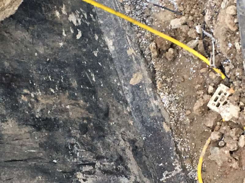 BAU.DE / BAU-Forum: 4. Bild zu Antwort "Hohlkehle Sanierung: Fotos zur Schadensanalyse" auf die Frage "Fehlende Hohlkehle ausgleichen: Methoden, Materialien & Kosten im &Uuml;berblick" im BAU-Forum "Keller"