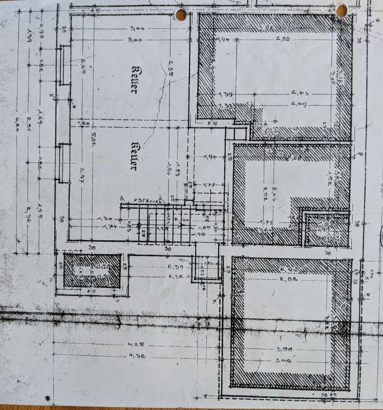 BAU.DE / BAU-Forum: 5. Bild zu Frage "Feuchter Keller im Altbau (1925): Ursachen, Sanierung & Kosten f&uuml;r Drainage?" im BAU-Forum "Keller"